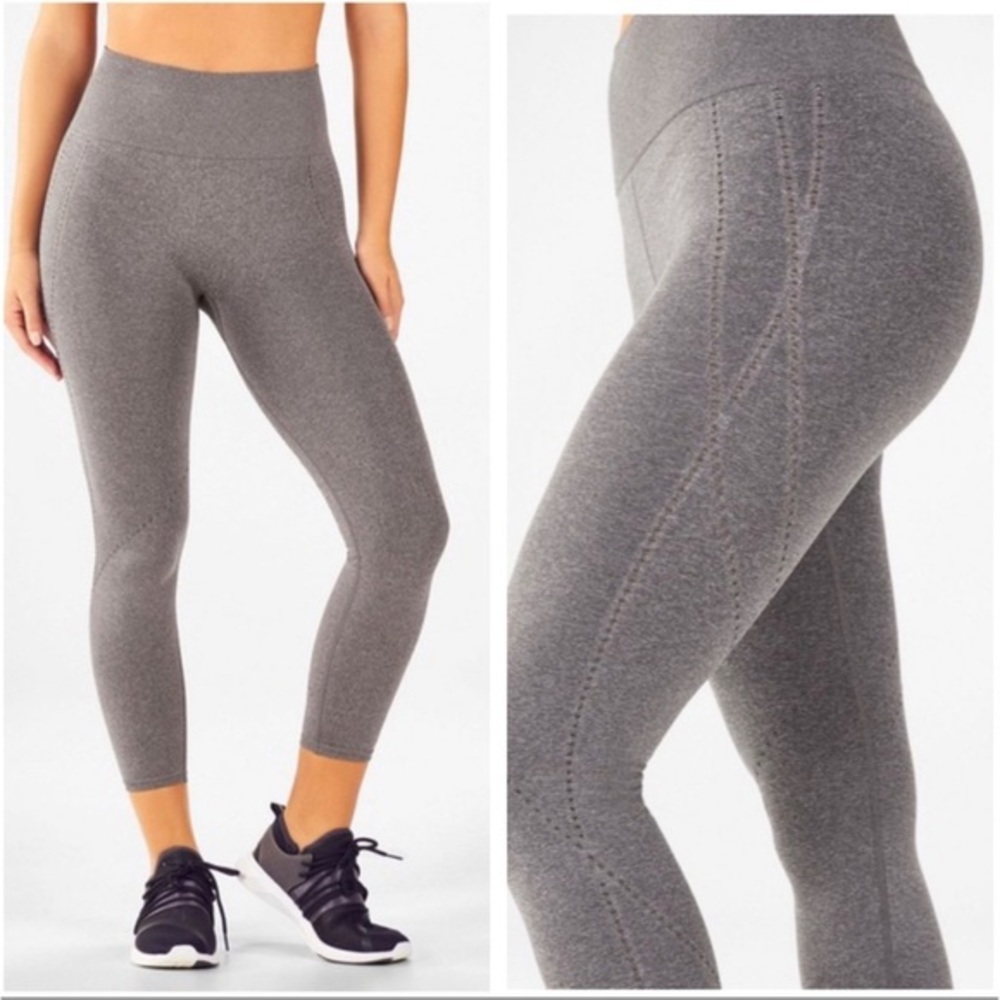Fabletics seamless highwaisted capri leggings gra… - image 1